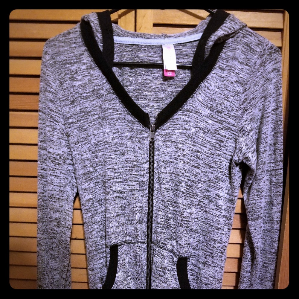 Light weight knit hoodie